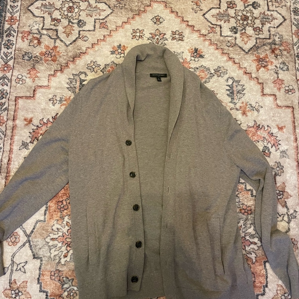 Banana Republic Gray Cardigan Sweater with V-Neck and Long Sleeves